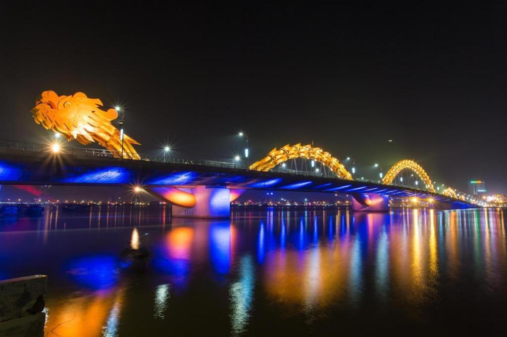 Mayfair Da Nang Hotel מראה חיצוני תמונה