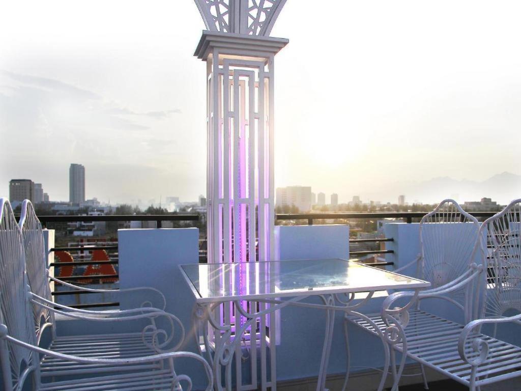 Mayfair Da Nang Hotel מראה חיצוני תמונה