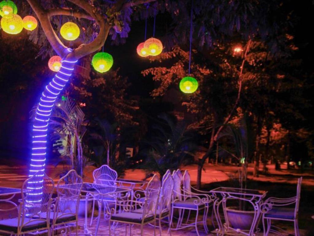 Mayfair Da Nang Hotel מראה חיצוני תמונה