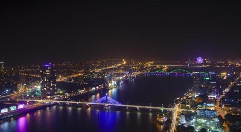 Mayfair Da Nang Hotel מראה חיצוני תמונה
